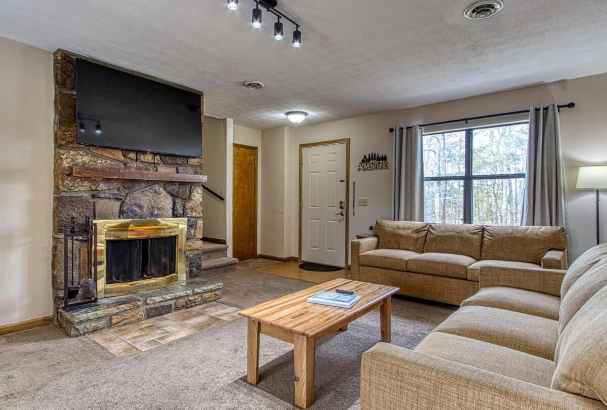 Pinecrest Townhomes-1King-2Queen Unit-Updated Піджен-Фордж Екстер'єр фото