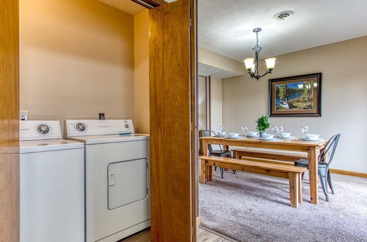 Pinecrest Townhomes-1King-2Queen Unit-Updated Піджен-Фордж Екстер'єр фото