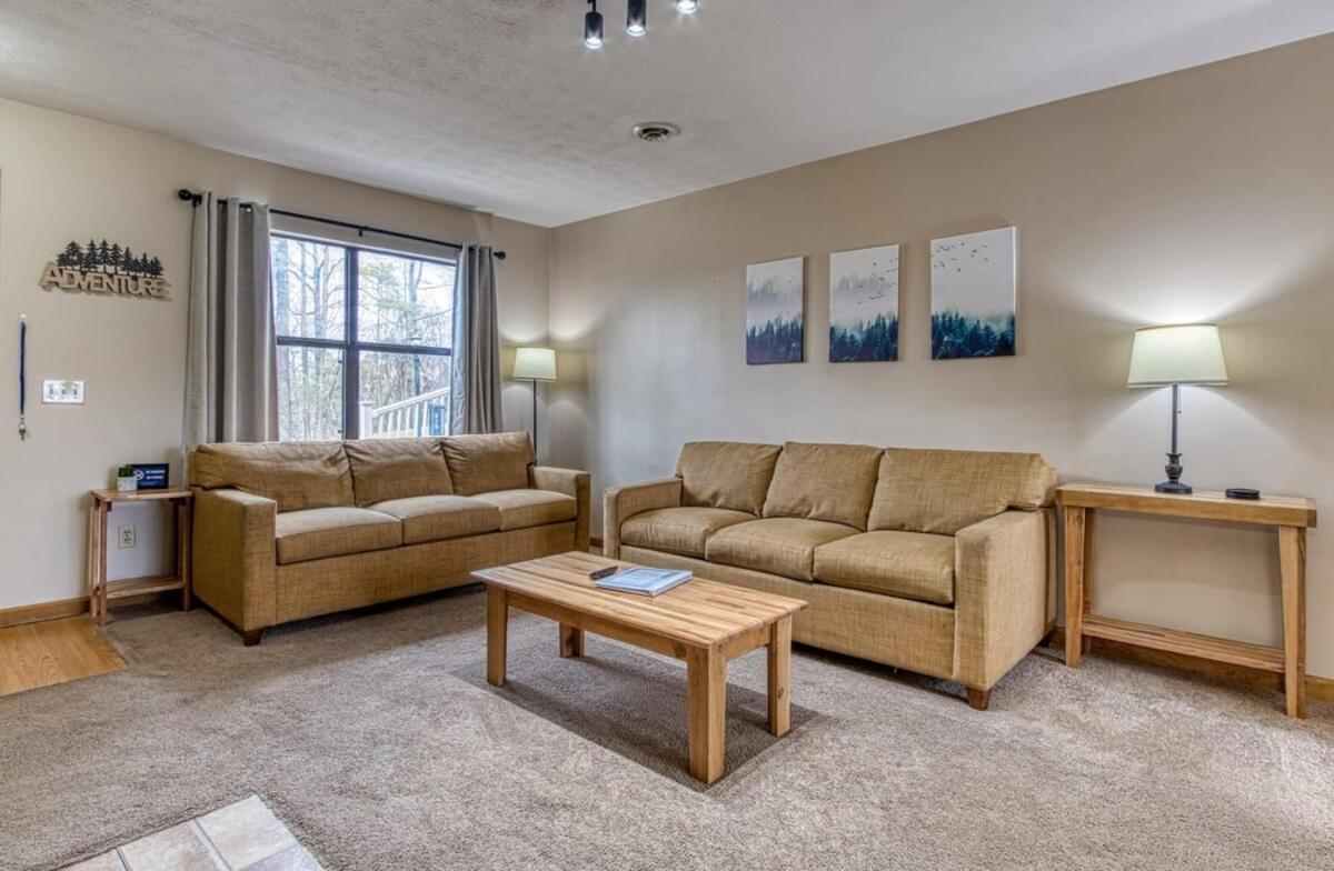 Pinecrest Townhomes-1King-2Queen Unit-Updated Піджен-Фордж Екстер'єр фото