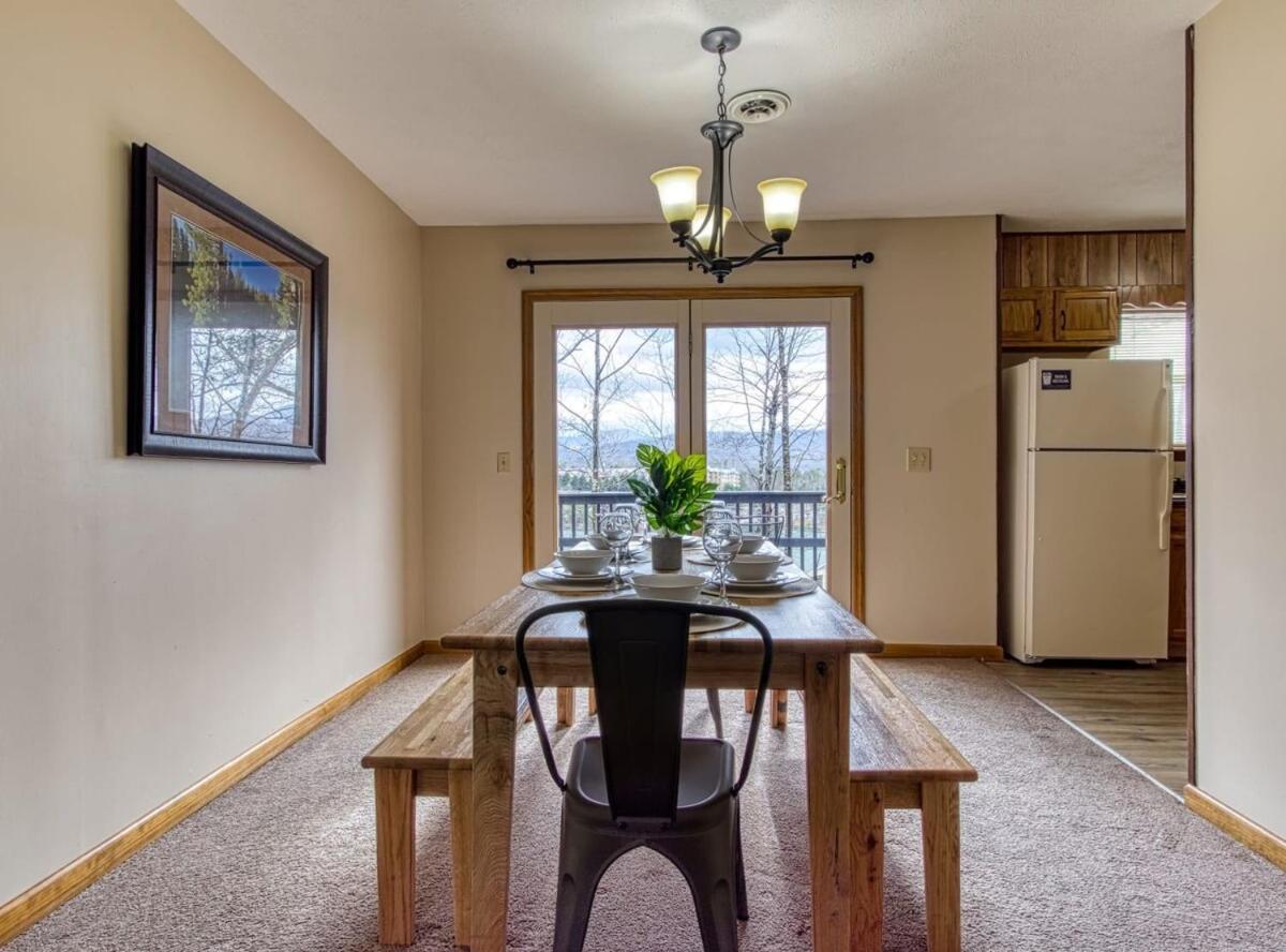Pinecrest Townhomes-1King-2Queen Unit-Updated Піджен-Фордж Екстер'єр фото