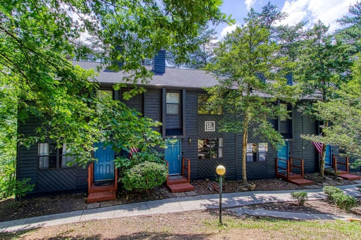Pinecrest Townhomes-1King-2Queen Unit-Updated Піджен-Фордж Екстер'єр фото