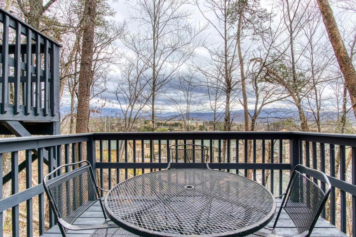 Pinecrest Townhomes-1King-2Queen Unit-Updated Піджен-Фордж Екстер'єр фото